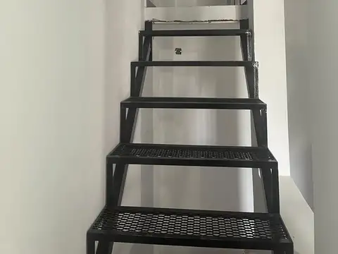 Depto Tipo Casa en Alquiler de 1 dormitorio