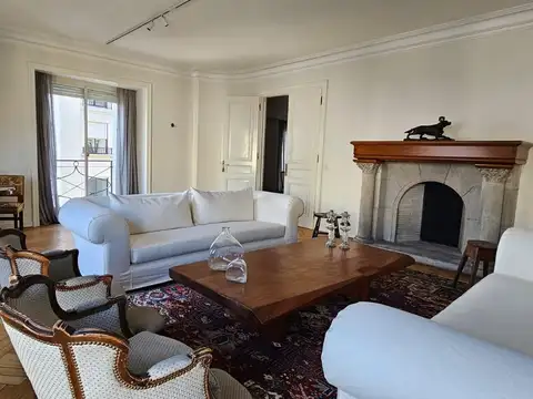 Departamento, 3 dormitorios, 390.67 m², Recoleta.