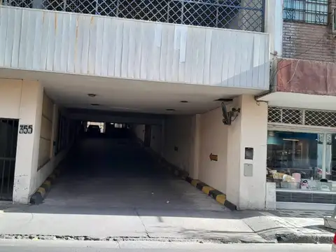 COCHERA EN VENTA EN SANTA ROSA AL 400. CIUDAD DE CÓRDOBA