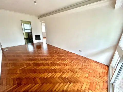 Av Diaz Velez  al 5100