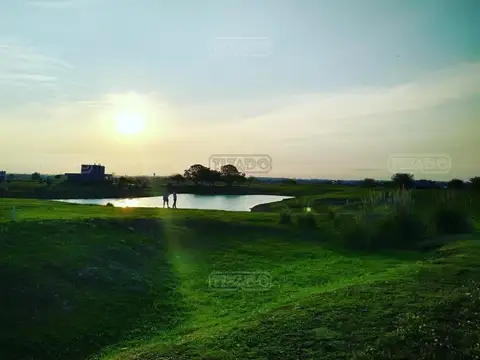 Terreno en Venta de 853,0 m2