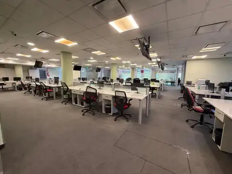 Oficina en Alquiler en Olivos, USD 10.500