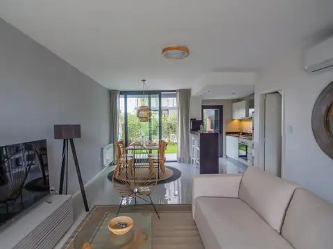 Casa 4 ambientes con 3 baños