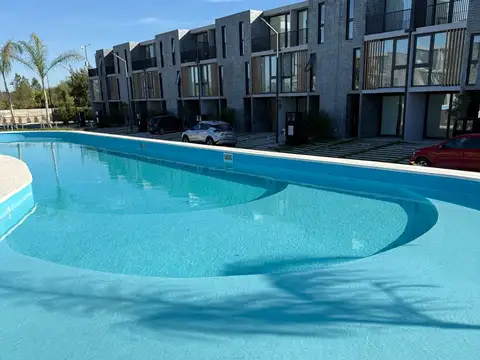 Casa 4 ambientes en Venta en Sunny Tigre - Camino de los Remeros