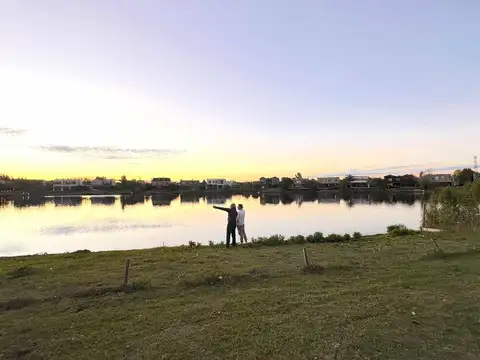 Terreno en Venta de 943,0 m2