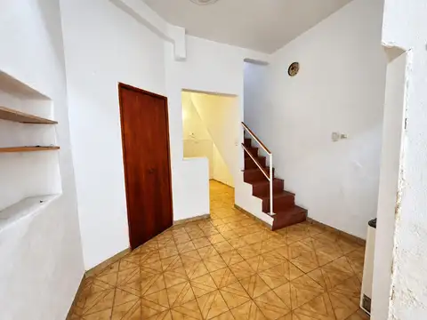 Depto Tipo Casa en Venta de 2 ambientes