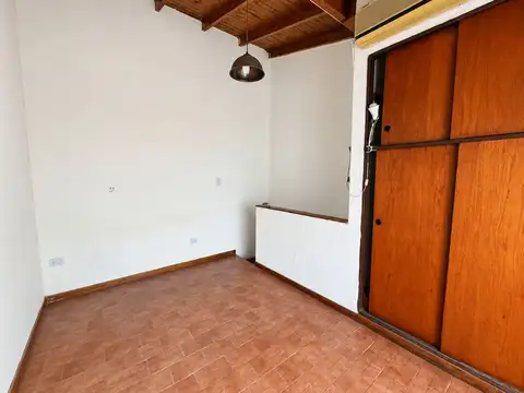 Onésimo Leguizamón 7100