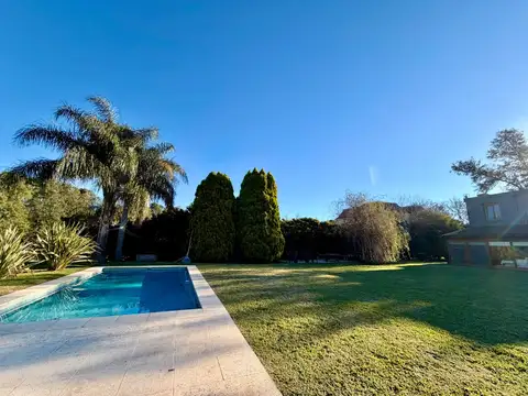 Casa en venta San Francisco Club de Campo Manzanares Pilar