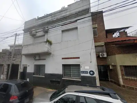 TIPO CASA 2 DORMITORIOS 1ER. PISO CON TERRAZA