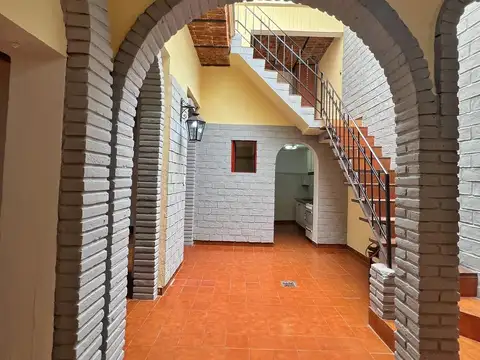 Casa en Alquiler 60 años
