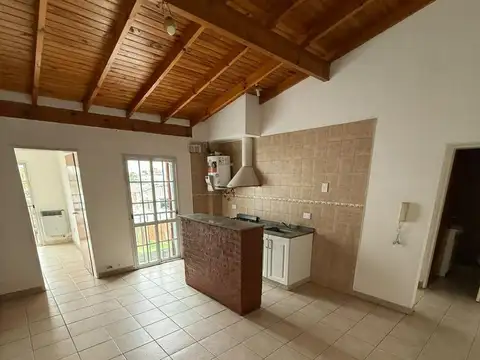 Departamento en Esc.-Centro