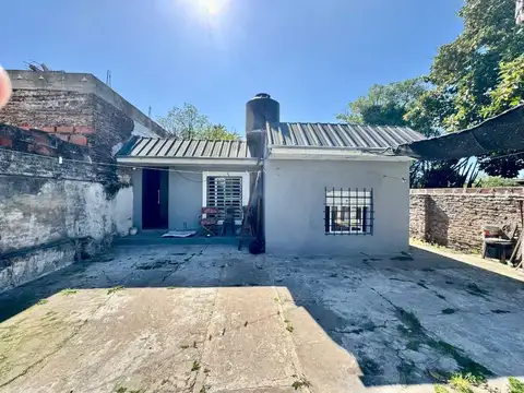Casa en Venta en Quilmes Oeste, USD 62.000