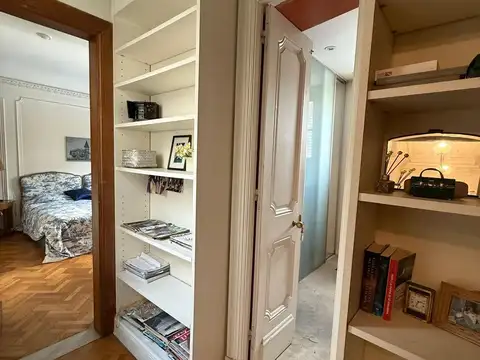 Venta Departamento Tres Ambientes Piso Exclusivo Estilo Francés Retiro