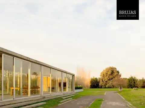 Increíble Lote En Venta En Barrio Brujas, Pilar