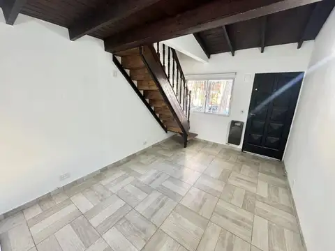 Casa en Venta en Castelar Sur, USD 46.000