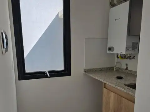 DUPLEX 3 DORMITORIOS EN HOUSING