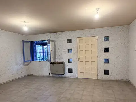 Casa en Alquiler con 1 cochera