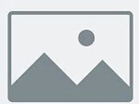 Casa 6 ambientes con 4 baños