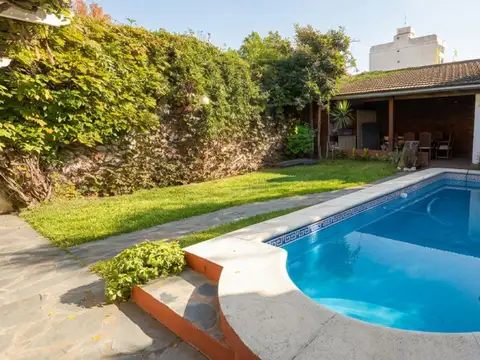 4 Amb c/ Pileta Jardín Parrilla Cochera Ballester
