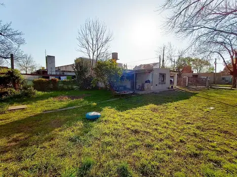 VENTA CASA 2 AMBIENTES Y JARDIN EN ALEJANDRO KORN