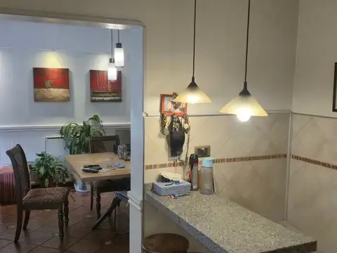 Depto Tipo Casa en Venta con 1 cocheras