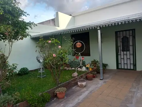 Mariano Acosta 4500