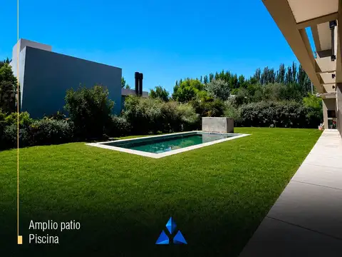 Casa 6 ambientes con 3 baños