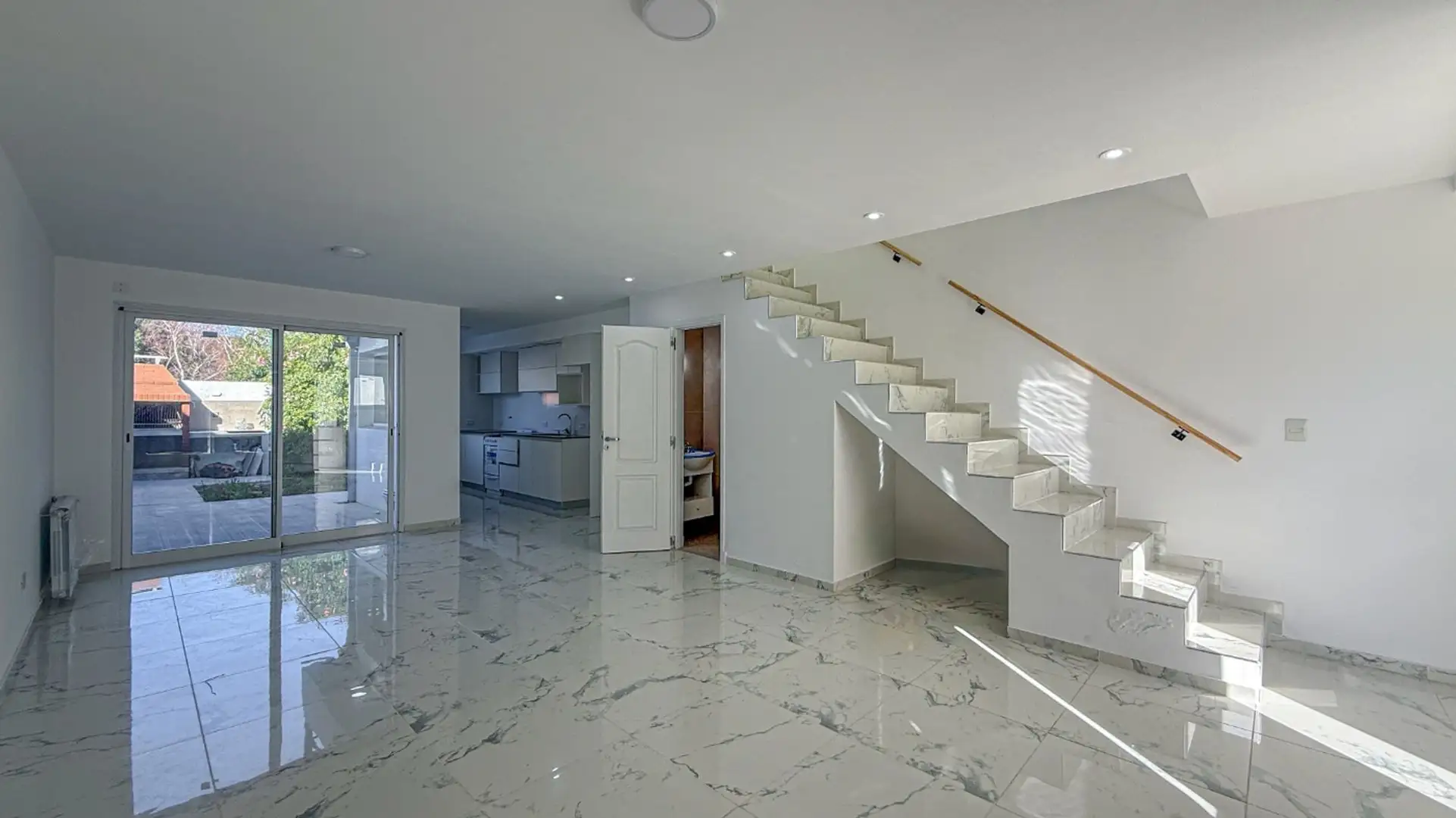 CASA EN PH 3 AMBIENTES A ESTRENAR PUNTA MOGOTES