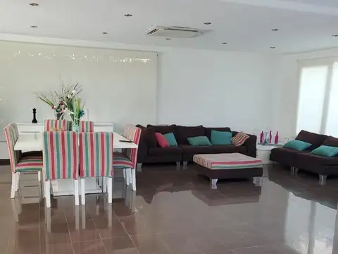 Casa en Venta en Altos de Hudson I, USD 400.000