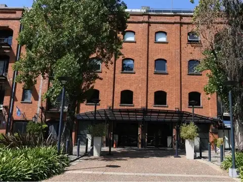 Alicia Moreau Justo 1800