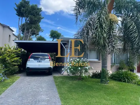 Casa en Venta con 7 cocheras