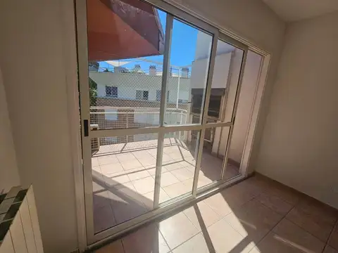 Departamento 5 ambientes con 3 baños