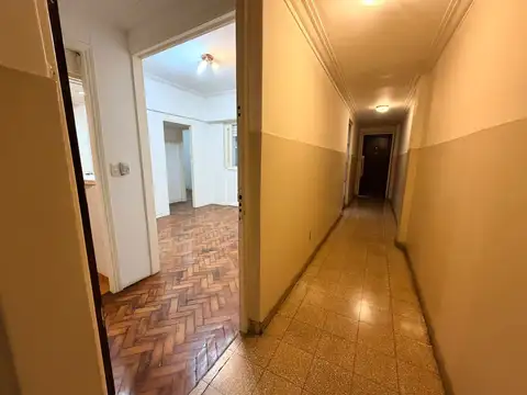 VTA DPTO 3 AMB/ 46M2 TOT /INTERNO/ JARDIN/V.CRESPO