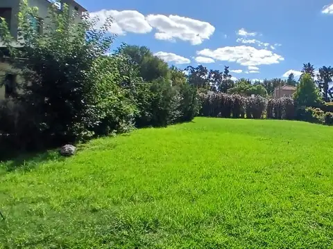 ULTIMO LOTE EN VENTA EN BARRIO VILLA FLAUBERT