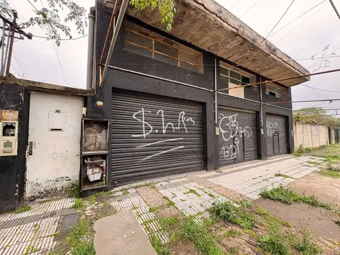 VENTA CASA C/LOCALES + GALPON 580 M2 R. CALZADA