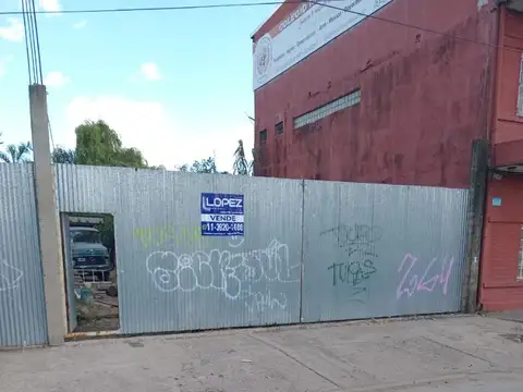 AV INT REMIGIO LOPEZ 2200