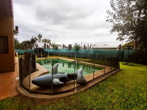 Parque Arbolado - Piscina - Galeria - BaÑos Nuevos