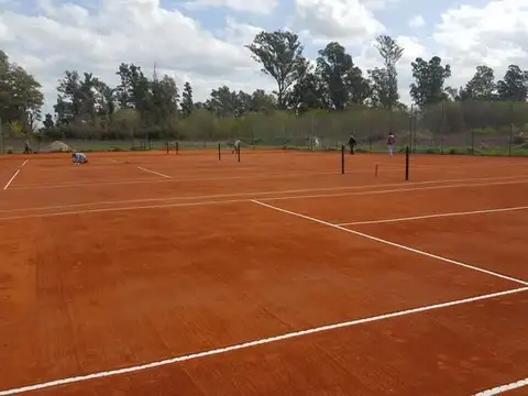 Terreno en Venta en Country Santa Rita, USD 75.000