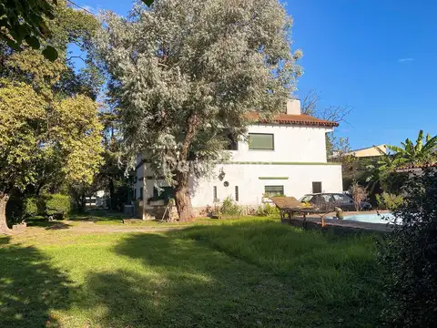 Casa Quinta  en Venta en Moreno