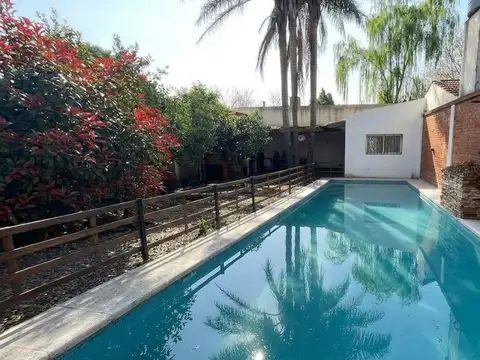 VENTA CASA 6 AMB CON PILETA, LA UNIÓN, EZEIZA