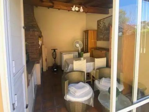 Depto Tipo Casa en Venta con 2 cocheras