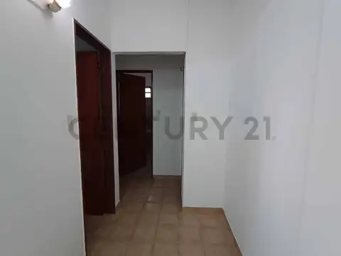 Departamento en alquiler en La Plata de dos dormitorios y cochera