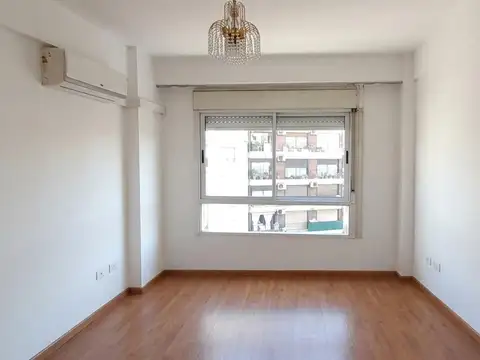 Departamento 4 ambientes con 3 baños