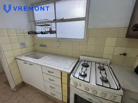 Departamento en Alquiler en Balvanera, $ 800.000