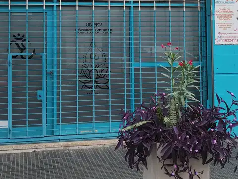 Exelente Local comercial en venta en centro comercial 1° de Mayo, Loma Hermosa