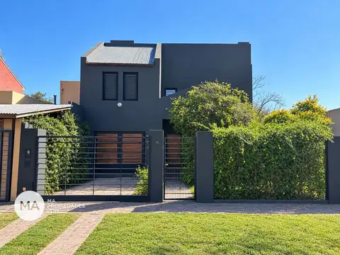 Venta | Casa de 3 dormitorios en Gonzalez del Solar 679 Bis - Fisherton