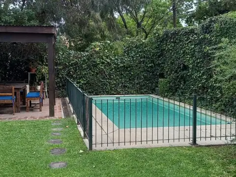 Entre Ríos esq. Camacuá ENERO