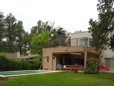 Casa en Alquiler Temporal de 4 dormitorios