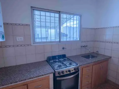 Depto Tipo Casa en Venta 56 años