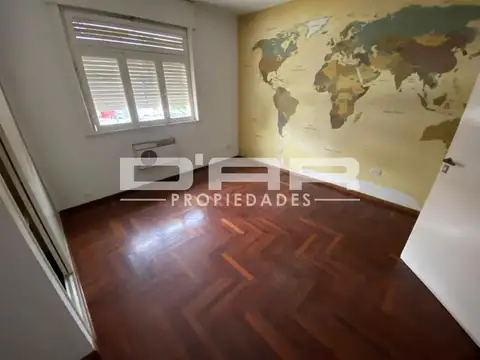 Avenida Emilio Castro 5700, Piso 1